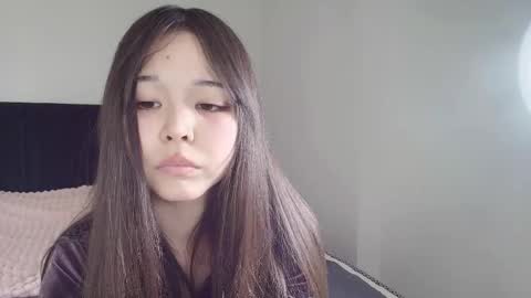 Saya online show from April 29, 5:30 pm