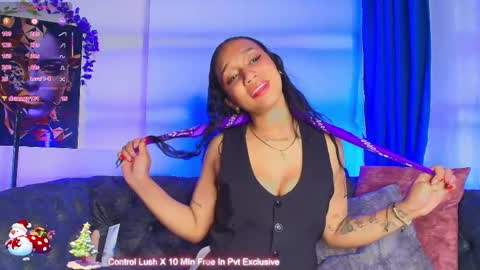 scarleett_ebony online show from November 29, 8:27 pm