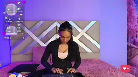 scarleett_ebony online show from November 18, 7:39 pm