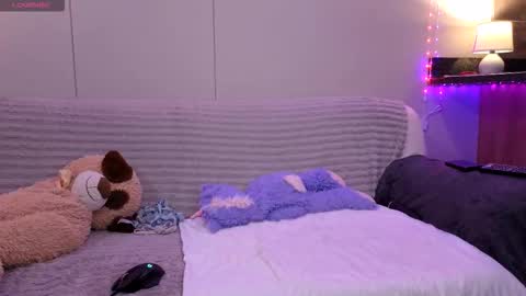 Scarlet Carnal -  online show from December 20, 12:28 am