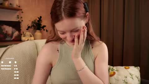 scarlet_fever10 online show from April 15, 3:15 pm