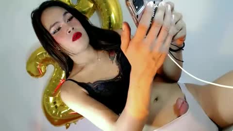 scarlet_hugecock online show from September 10, 4:24 am