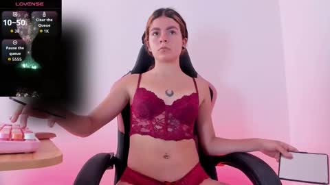 Scarlet online show from March 23, 4:01 pm