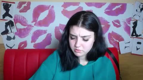 ScarletCargo online show from December 15, 6:09 am