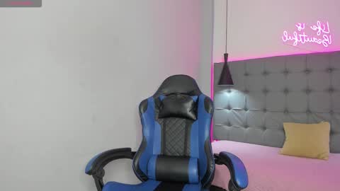 scarlet online show from March 13, 4:38 am