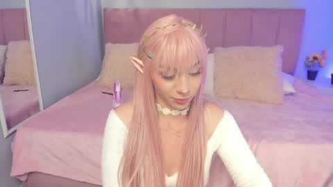 Scarlet  online show from June 2, 8:49 am