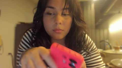 Scarleth... but not Scarleth Johansson. online show from January 8, 4:18 am