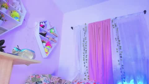 Scarletliz online show from March 12, 4:35 pm