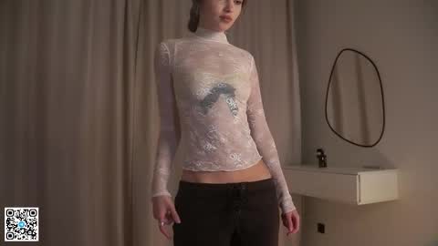 Scarlet online show from February 20, 9:28 pm