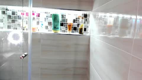 Snapshot of scarletrosee27 chatting on January 30, 11:45 pm scarletrosee27 online show from January 30, 11:45 pm