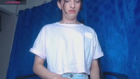 scarlet online show from October 26, 5:45 pm