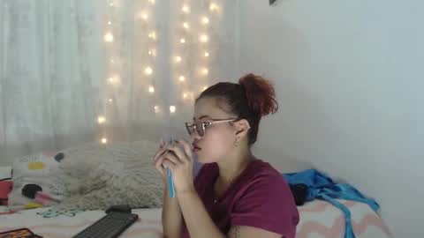 scarlett online show from February 12, 6:22 pm