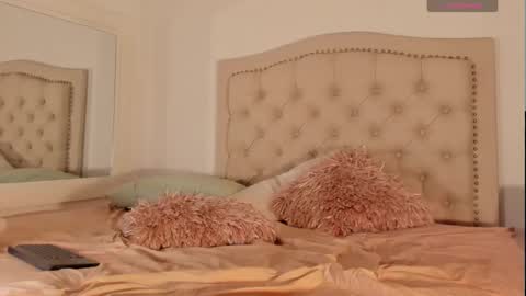 Scarlett Grand online show from February 10, 6:20 am