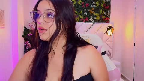 scarlett montoya  online show from October 15, 11:55 am