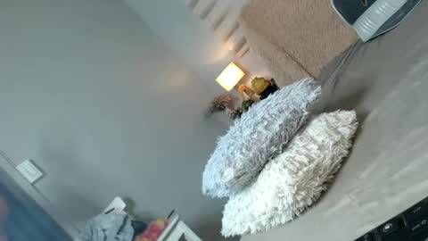    online show from March 11, 8:19 am