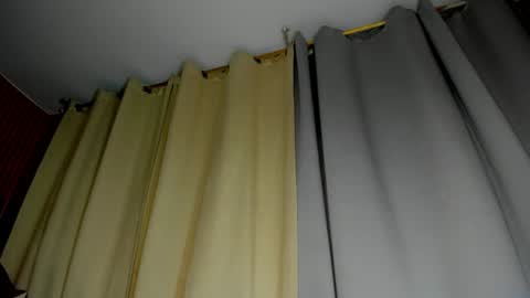 Scarlett zin follow me online show from June 17, 11:43 pm