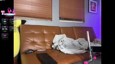 ScarlettredFF online show from March 7, 4:56 am