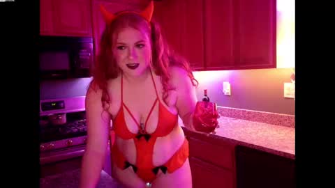 ScarlettredFF online show from October 5, 2:09 am