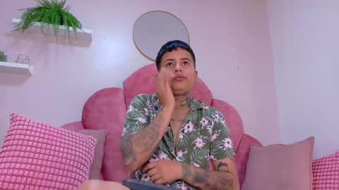 S C A R L E T T  online show from September 13, 9:28 pm