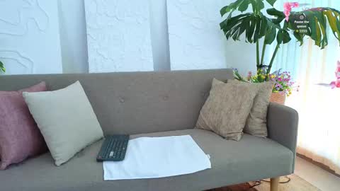 Snapshot of scarlletfoxx chatting on September 25, 10:06 pm SCARLLET online show from September 25, 10:06 pm