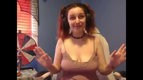 ScarSlutWitch online show from April 8, 9:40 pm