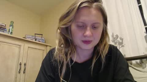 ScarTit Bernhard online show from December 3, 4:35 am