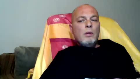 Snapshot of schnibschnab chatting on October 1, 1:48 am schnibschnab online show from October 1, 1:48 am