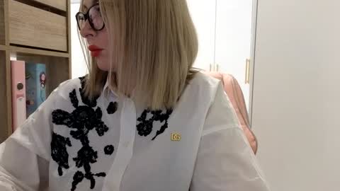 cindy desire online show from November 12, 10:12 pm