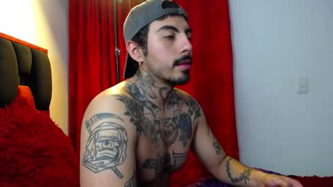 Alejandro help me to reach 200 thumps up online show from April 21, 7:59 am