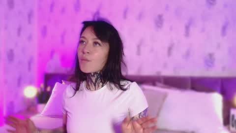 Scolw  online show from September 29, 8:08 pm