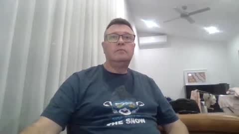 Scoobs online show from April 18, 10:17 am