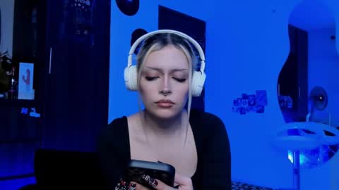 Goddess online show from February 14, 1:30 am