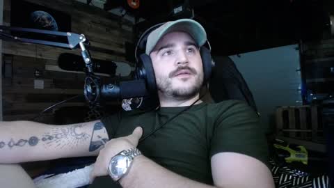 Sup online show from December 16, 1:42 am