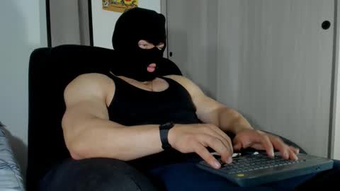 scott__miller online show from October 24, 11:49 pm