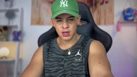 Andrew Flintt online show from November 29, 12:18 am