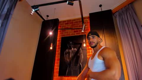 Scottfischer  online show from November 6, 7:28 pm