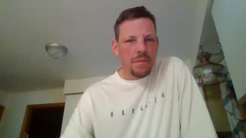 scottydoesntknow0 online show from December 27, 3:31 am