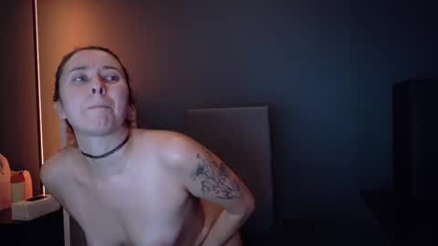 Scout has fun online show from February 19, 5:28 am