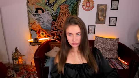 Sea Jorji online show from November 8, 2:20 pm