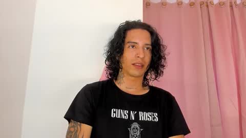   online show from February 13, 8:01 pm