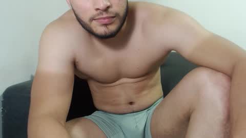 seank_noszka online show from February 7, 1:30 am