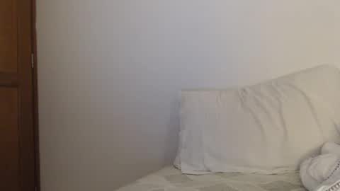 Snapshot of seanpablosanz chatting on March 9, 12:42 am Sean pablo Sanz online show from March 9, 12:42 am
