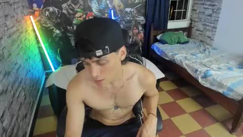 sebas jusa online show from April 20, 1:30 am