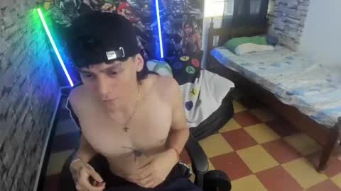 sebas jusa online show from April 19, 12:39 pm