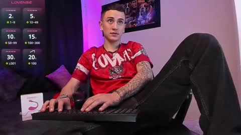 Sebastian online show from October 15, 4:27 am