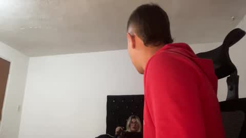 sebasjr112512 online show from December 17, 6:42 am