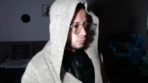 Sebastian online show from May 8, 9:04 am