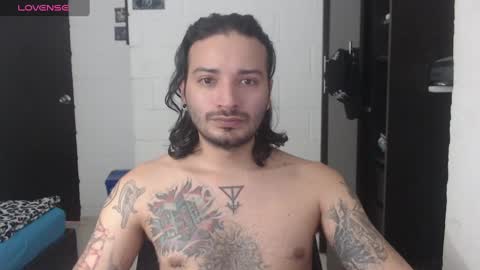 sebastian_96_ online show from February 5, 7:10 pm