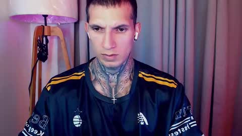 Snapshot of sebastian_muss chatting on October 28, 1:39 am Sebastian online show from October 28, 1:39 am