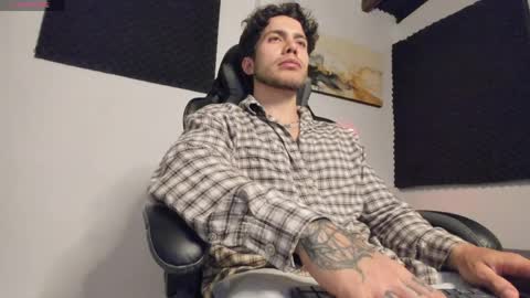 Lucian Sinclair online show from April 3, 9:55 pm